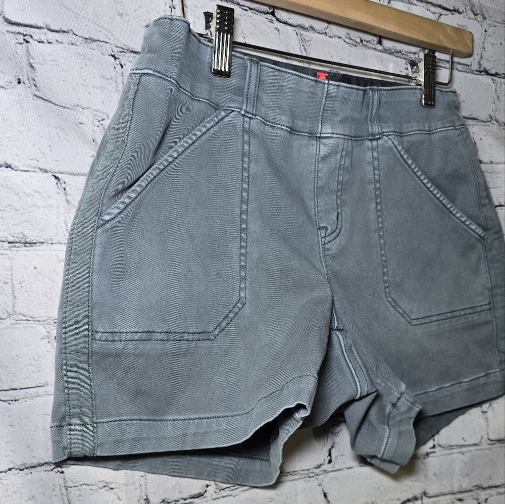 Spanx Twill Gray Shorys Size Small‎ - Picture 2 of 5